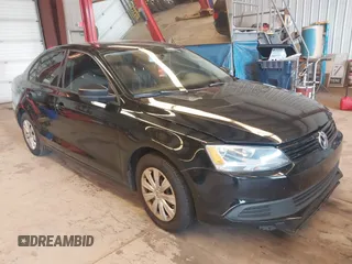 2014 Volkswagen Jetta S с VIN 3VW2K7AJ9EM407707, выставлен на аукционе IAAI как лот 42843271 с пробегом 139 047 миль миль и . История ставок и продаж доступна на DreamBid. Изображение 1.