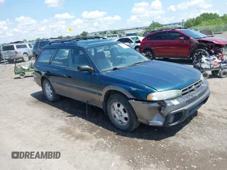 1996 Subaru Legacy z VIN 4S3BG4853T6383588, wystawiony jako IAAI lot #42386054 z przebiegiem 371 338 mil mil oraz . Historia ofert i sprzedaży dostępna na DreamBid. Obrazek 1.