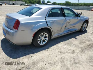 2016 Chrysler 300 Limited z VIN 2C3CCAAG0GH207942, wystawiony jako Copart lot #57915885 z przebiegiem 96 150 mil mil oraz Szkoda całkowita • Salvage title. Historia ofert i sprzedaży dostępna na DreamBid. Obrazek 3.