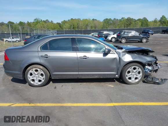 2010 Ford Fusion SE with VIN 3FAHP0HA9AR233281, listed as a IAAI auction lot 41916675 with 73,318 mi miles. Bid and sale history available at carsss.com. Image 12.