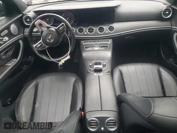 2019 Mercedes-Benz E-Class E 300 with VIN WDDZF4KB0KA554895, listed as a Copart auction lot 86538744 with 88,039 mi miles and Salvage Title. Bid and sale history available at carsss.com. Image 8.