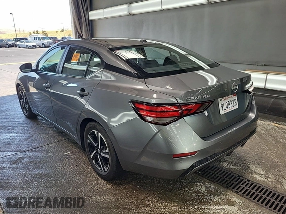 2024 Nissan Sentra SV with VIN 3N1AB8CV8RY266117, listed as a IAAI auction lot 42796449 with 24,547 mi miles and . Bid and sale history available at DreamBid. Image 32.