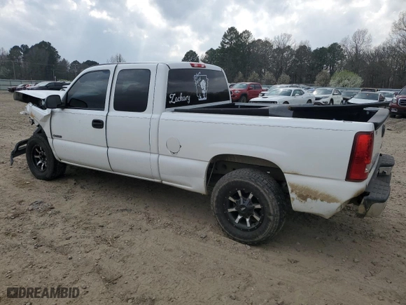 2002 Chevrolet Silverado 1500 LS with VIN 2GCEC19T321241039, listed as a Copart auction lot 49230145 with 144,598 mi miles and Salvage Title. Bid and sale history available at carsss.com. Image 2.