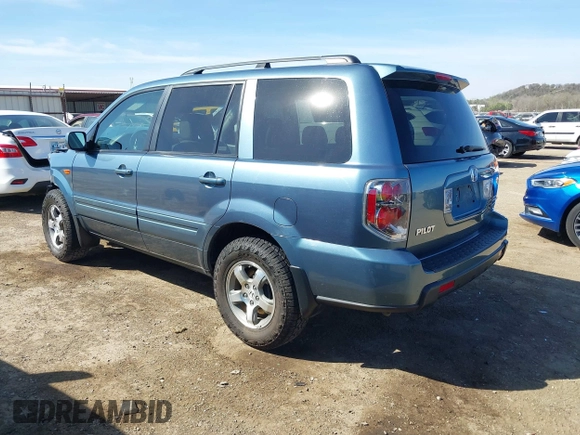 2007 Honda Pilot EX-L with VIN 5FNYF18517B028036, listed as a IAAI auction lot 41860675 with 61,217 mi miles and . Bid and sale history available at DreamBid. Image 3.