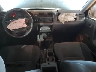 2002 Isuzu Rodeo z VIN 4S2CK58DX24320793, wystawiony jako Copart lot #46357065 z przebiegiem 180 306 mil mil oraz Szkody całkowita. Historia ofert i sprzedaży dostępna na DreamBid. Obrazek 8.