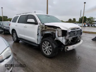 2018 Toyota Sequoia SR5 with VIN 5TDZY5G1XJS069711, listed as a Copart auction lot 74093274 with 97,817 mi miles and Salvage Title. Bid and sale history available at carsss.com. Image 4.