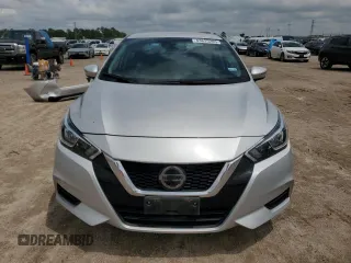 2020 Nissan Versa SV z VIN 3N1CN8EV5LL810008, wystawiony jako Copart lot #53625285 z przebiegiem 33 440 mil mil oraz Czysty tytuł • Clean title. Historia ofert i sprzedaży dostępna na DreamBid. Obrazek 5.