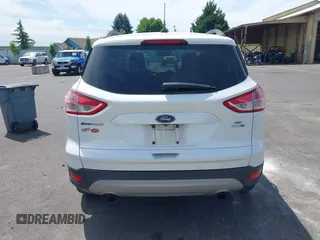 2014 Ford Escape SE с VIN 1FMCU9G93EUE41630, выставлен на аукционе IAAI как лот 42527438 с пробегом 82 508 миль миль и . История ставок и продаж доступна на DreamBid. Изображение 17.