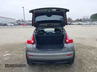 2013 Nissan Juke S with VIN JN8AF5MR9DT213627, listed as a IAAI auction lot 41132886 with 111,453 mi miles. Bid and sale history available at carsss.com. Image 18.