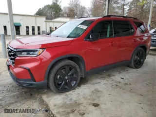 2025 Honda Pilot Black Edition with VIN 5FNYG1H91SB029776, listed as a Copart auction lot 44060215 with 9,720 mi miles and Salvage Title. Bid and sale history available at carsss.com. Image 1.