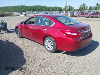 2016 Nissan Altima 2.5 S with VIN 1N4AL3AP9GN311017, listed as a IAAI auction lot 42137691 with 193,902 mi miles. Bid and sale history available at carsss.com. Image 3.