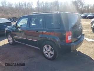 2010 Jeep Patriot Latitude z VIN 1J4NT1GA6AD646990, wystawiony jako Copart lot #47791155 z przebiegiem 131 904 mil mil oraz Czysty tytuł • Clean title. Historia ofert i sprzedaży dostępna na DreamBid. Obrazek 2.