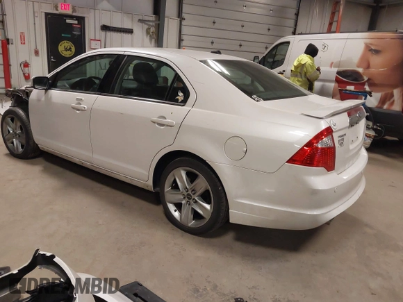 2011 Ford Fusion SPORT with VIN 3FAHP0DC9BR199903, listed as a IAAI auction lot 41395487 with 89,729 mi miles. Bid and sale history available at carsss.com. Image 3.