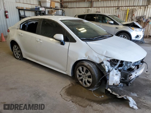 2024 Toyota Corolla LE with VIN 5YFB4MDE1RP228084, listed as a Copart auction lot 50462435 with 7,271 mi miles and Salvage Title. Bid and sale history available at carsss.com. Image 4.