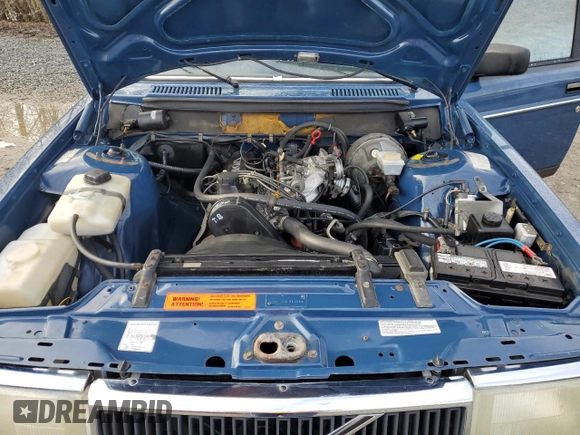 1990 Volvo 240 с VIN YV1AA8845L1400684, выставлен на аукционе Copart как лот 49742045 с пробегом 182 643 миль миль и Чистый • Clean title. История ставок и продаж доступна на DreamBid. Изображение 11.