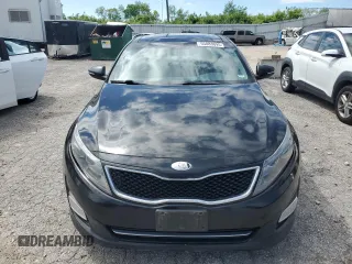 2014 Kia Optima SX Turbo z VIN 5XXGR4A67EG306326, wystawiony jako Copart lot #55883095 z przebiegiem 142 544 mil mil oraz Szkoda całkowita • Salvage title. Historia ofert i sprzedaży dostępna na DreamBid. Obrazek 5.