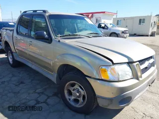 2001 Ford Explorer Sport Trac z VIN 1FMZU67E31UC71320, wystawiony jako IAAI lot #41867233 z przebiegiem 229 417 mil mil oraz . Historia ofert i sprzedaży dostępna na DreamBid. Obrazek 1.