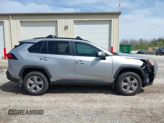 2025 Toyota RAV4 XLE with VIN 2T3W1RFVXSC309764, listed as a IAAI auction lot 41866773 with 4,641 mi miles. Bid and sale history available at carsss.com. Image 13.