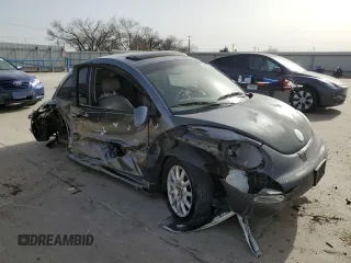 2004 Volkswagen New Beetle Coupe GLS with VIN 3VWCK31C74M418377, listed as a Copart auction lot 48405445 with 135,753 mi miles and Salvage Title. Bid and sale history available at carsss.com. Image 4.