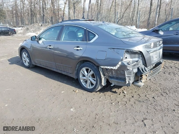 2015 Nissan Altima 2.5 S with VIN 1N4AL3AP9FC273461, listed as a IAAI auction lot 41706419 with 88,011 mi miles. Bid and sale history available at carsss.com. Image 3.