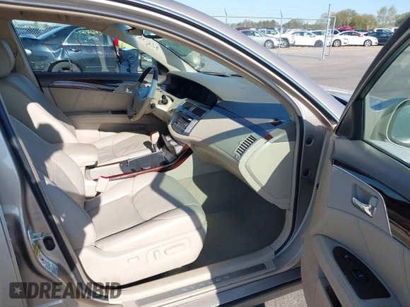 2008 Toyota Avalon XL z VIN 4T1BK36B48U256087, wystawiony jako IAAI lot #42186677 z przebiegiem 191 974 mil mil oraz . Historia ofert i sprzedaży dostępna na DreamBid. Obrazek 5.