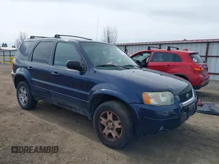 2004 Ford Escape Limited with VIN 1FMCU94144KB50837, listed as a IAAI auction lot 41830815 with 181,729 mi miles. Bid and sale history available at carsss.com. Image 1.