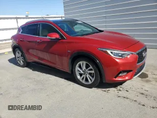 2017 Infiniti QX30 Premium z VIN SJKCH5CP5HA036085, wystawiony jako Copart lot #51936665 z przebiegiem 74 876 mil mil oraz Tytuł czysty. Historia ofert i sprzedaży dostępna na DreamBid. Obrazek 4.