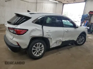 2021 Ford Escape SE with VIN 1FMCU9G62MUA50568, listed as a Copart auction lot 52630075 with 136,852 mi miles and Salvage Title. Bid and sale history available at carsss.com. Image 3.