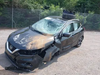 2022 Nissan Rogue SL z VIN JN1BJ1CW8NW496846, wystawiony jako IAAI lot #42380933 z przebiegiem 39 494 mil mil oraz . Historia ofert i sprzedaży dostępna na DreamBid. Obrazek 2.