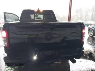 2021 Ram 1500 Big Horn с VIN 1C6SRFBT4MN727666, выставлен на аукционе IAAI как лот 41052455 с пробегом 46 236 миль миль и . История ставок и продаж доступна на DreamBid. Изображение 6.