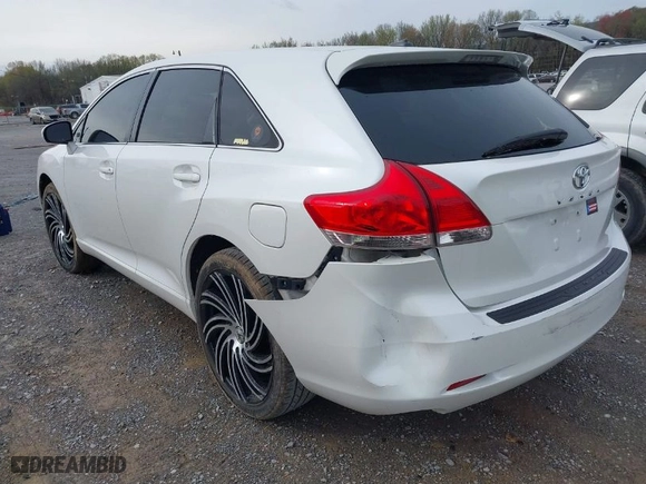 2011 Toyota Venza with VIN 4T3ZA3BB4BU054128, listed as a IAAI auction lot 41874899 with 230,500 mi miles. Bid and sale history available at carsss.com. Image 3.