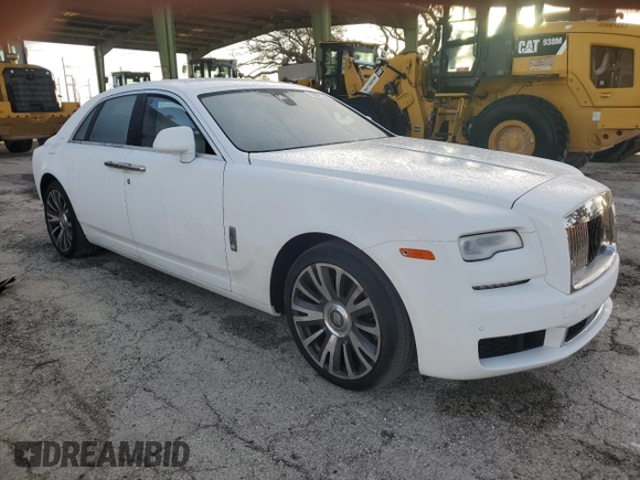 2020 Rolls-Royce Ghost z VIN SCAFK4C02LU201085, wystawiony jako Copart lot #79841764 z przebiegiem 14 001 mil mil oraz Szkody całkowita. Historia ofert i sprzedaży dostępna na DreamBid. Obrazek 4.