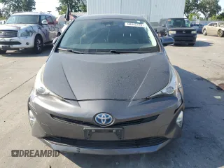 2016 Toyota Prius Four z VIN JTDKARFU1G3018102, wystawiony jako Copart lot #60045195 z przebiegiem 142 128 mil mil oraz Szkoda całkowita • Salvage title. Historia ofert i sprzedaży dostępna na DreamBid. Obrazek 5.