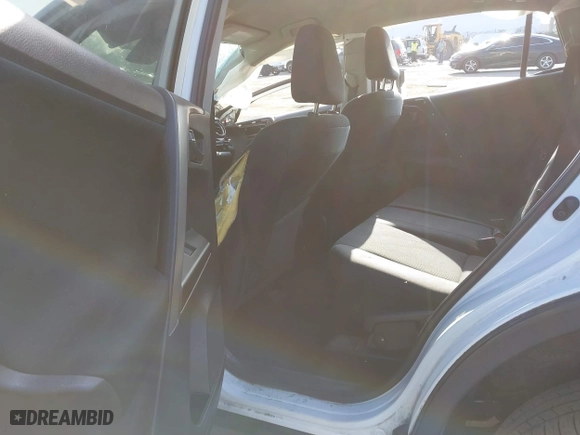 2018 Toyota RAV4 LE with VIN 2T3BFREV5JW854513, listed as a IAAI auction lot 41804823 with 138,476 mi miles. Bid and sale history available at carsss.com. Image 8.
