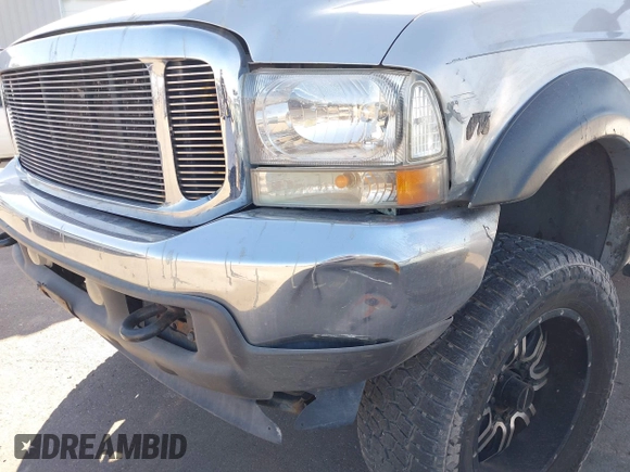 2003 Ford Super Duty F-250 XL with VIN 1FTNW21S83EB65527, listed as a IAAI auction lot 41982595 with 229,768 mi miles. Bid and sale history available at carsss.com. Image 6.