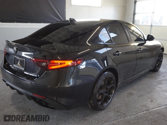 2022 Alfa Romeo Giulia Veloce with VIN ZARFAMBN0N7653455, listed as a Copart auction lot 42807145 with 21,735 mi miles and Salvage Title. Bid and sale history available at carsss.com. Image 3.