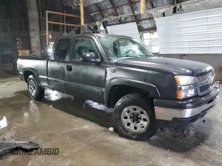 2005 Chevrolet Silverado 1500 Work Truck z VIN 2GCEK19V351307212, wystawiony jako Copart lot #84217594 z przebiegiem 175 380 mil mil oraz Szkoda całkowita • Salvage title. Historia ofert i sprzedaży dostępna na DreamBid. Obrazek 4.