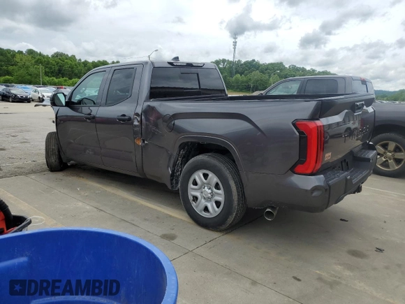 2022 Toyota Tundra SR with VIN 5TFKB5AA3NX016733, listed as a Copart auction lot 56575425 with 27,915 mi miles and Clean title. Bid and sale history available at DreamBid. Image 2.