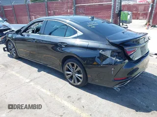 2019 Lexus ES 350 with VIN 58ABZ1B14KU027650, listed as a IAAI auction lot 42509780 with 96,281 mi miles and . Bid and sale history available at DreamBid. Image 3.