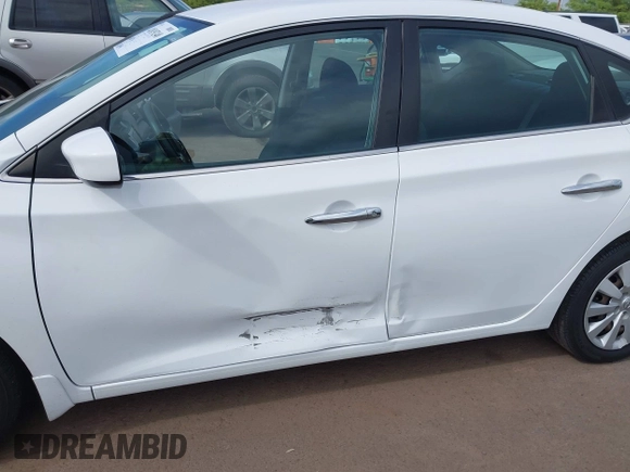 2019 Nissan Sentra SV with VIN 3N1AB7AP1KY329885, listed as a IAAI auction lot 41819240 with 28,531 mi miles and . Bid and sale history available at DreamBid. Image 6.