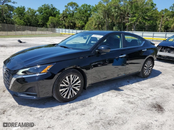 2024 Nissan Altima 2.5 SV with VIN 1N4BL4DV0RN306750, listed as a Copart auction lot 50582235 with 15,879 mi miles and Salvage Title. Bid and sale history available at carsss.com. Image 1.