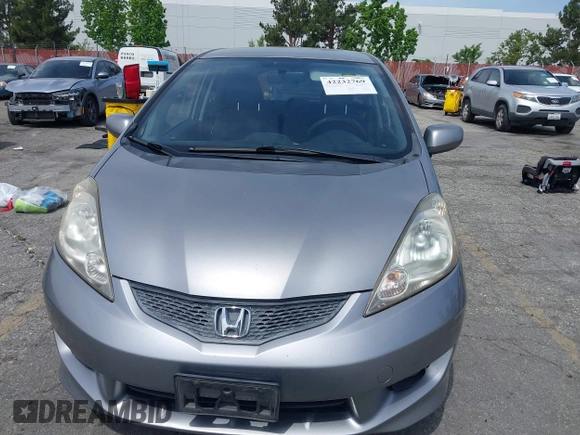 2009 Honda Fit Sport с VIN JHMGE88409S047860, выставлен на аукционе IAAI как лот 42232769 с пробегом 170 014 миль миль и . История ставок и продаж доступна на DreamBid. Изображение 12.