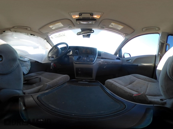 2018 Toyota Sienna LE Auto Access Seat with VIN 5TDKZ3DC5JS932357, listed as a IAAI auction lot 41332285 with 120,559 mi miles. Bid and sale history available at carsss.com. Image 18.