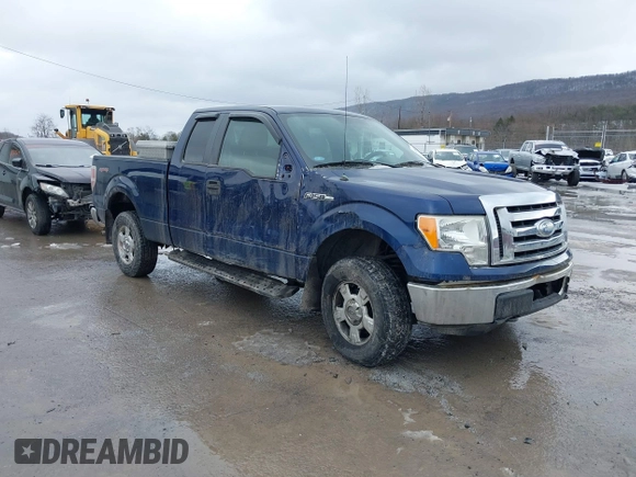 2009 Ford F-150 STX with VIN 1FTRX14809KC93165, listed as a IAAI auction lot 41563841 with 156,690 mi miles. Bid and sale history available at carsss.com. Image 1.