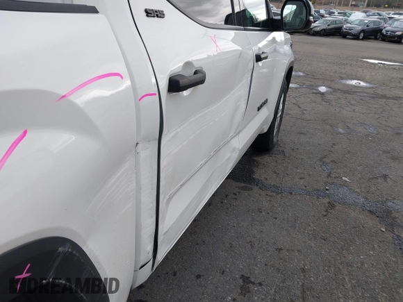 2022 Toyota Tundra 2WD SR5 with VIN 5TFLA5AB5NX011470, listed as a IAAI auction lot 41869074 with 48,488 mi miles. Bid and sale history available at carsss.com. Image 6.