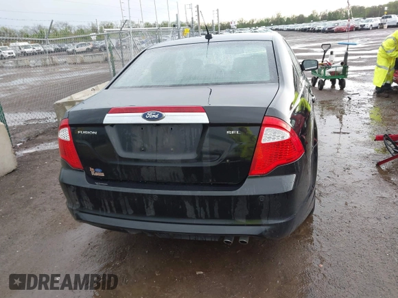 2011 Ford Fusion SEL with VIN 3FAHP0JA2BR209979, listed as a IAAI auction lot 42143065 with 185,192 mi miles and . Bid and sale history available at carsss.com. Image 16.