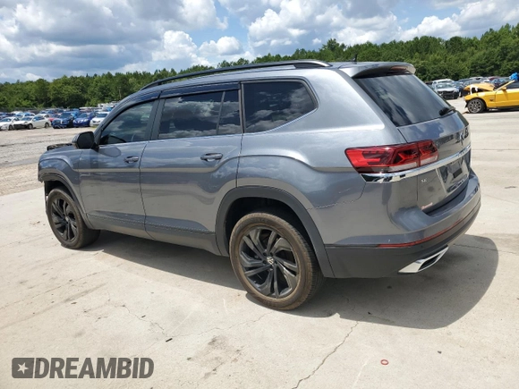 2022 Volkswagen Atlas SE with VIN 1V2WP2CA8NC552405, listed as a Copart auction lot 64034224 with 26,759 mi miles and Clean title. Bid and sale history available at DreamBid. Image 2.