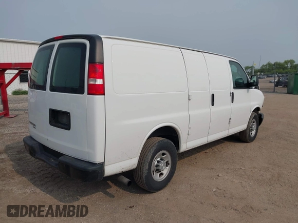 2016 Chevrolet Express Cargo with VIN 1GCWGAFF6G1128884, listed as a IAAI auction lot 42414808 with 198,206 mi miles and . Bid and sale history available at DreamBid. Image 4.