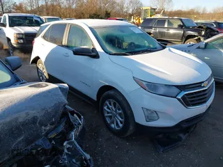 2020 Chevrolet Equinox LS z VIN 3GNAXSEV9LS739260, wystawiony jako IAAI lot #41058541 z przebiegiem 54 213 mil mil oraz . Historia ofert i sprzedaży dostępna na DreamBid. Obrazek 1.