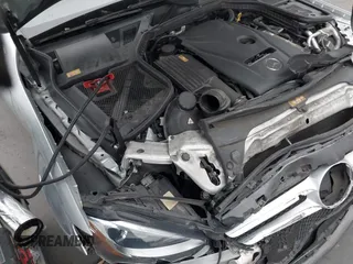 2015 Mercedes-Benz C 300 with VIN 55SWF4JB1FU077386, listed as a IAAI auction lot 42164280 with 104,452 mi miles and . Bid and sale history available at carsss.com. Image 18.